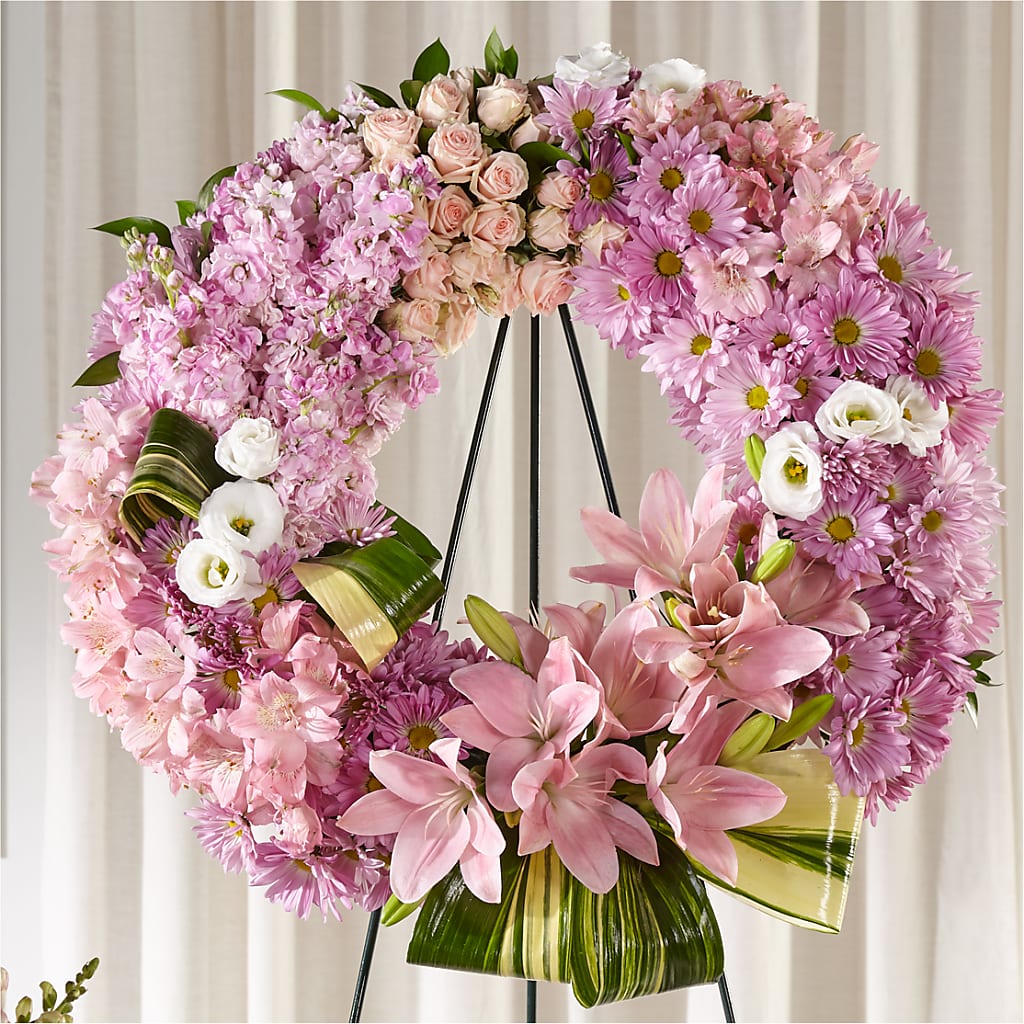 Gift of Warmth Wreath – Showcase Flowers, San Francisco CA