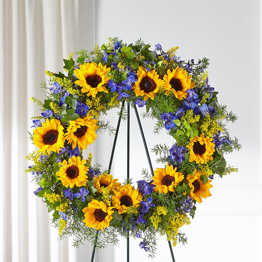 Bright Rays Wreath – Showcase Flowers, San Francisco CA