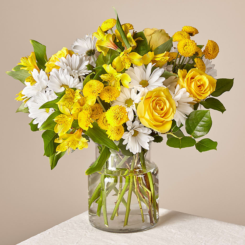 Sunny Sentiments Bouquet – Showcase Flowers, San Francisco CA