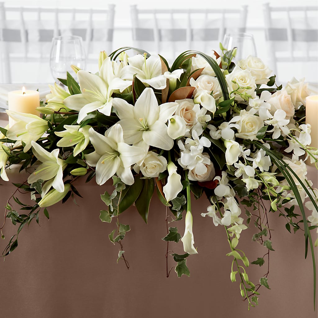 White Linen Arrangement – Showcase Flowers, San Francisco CA