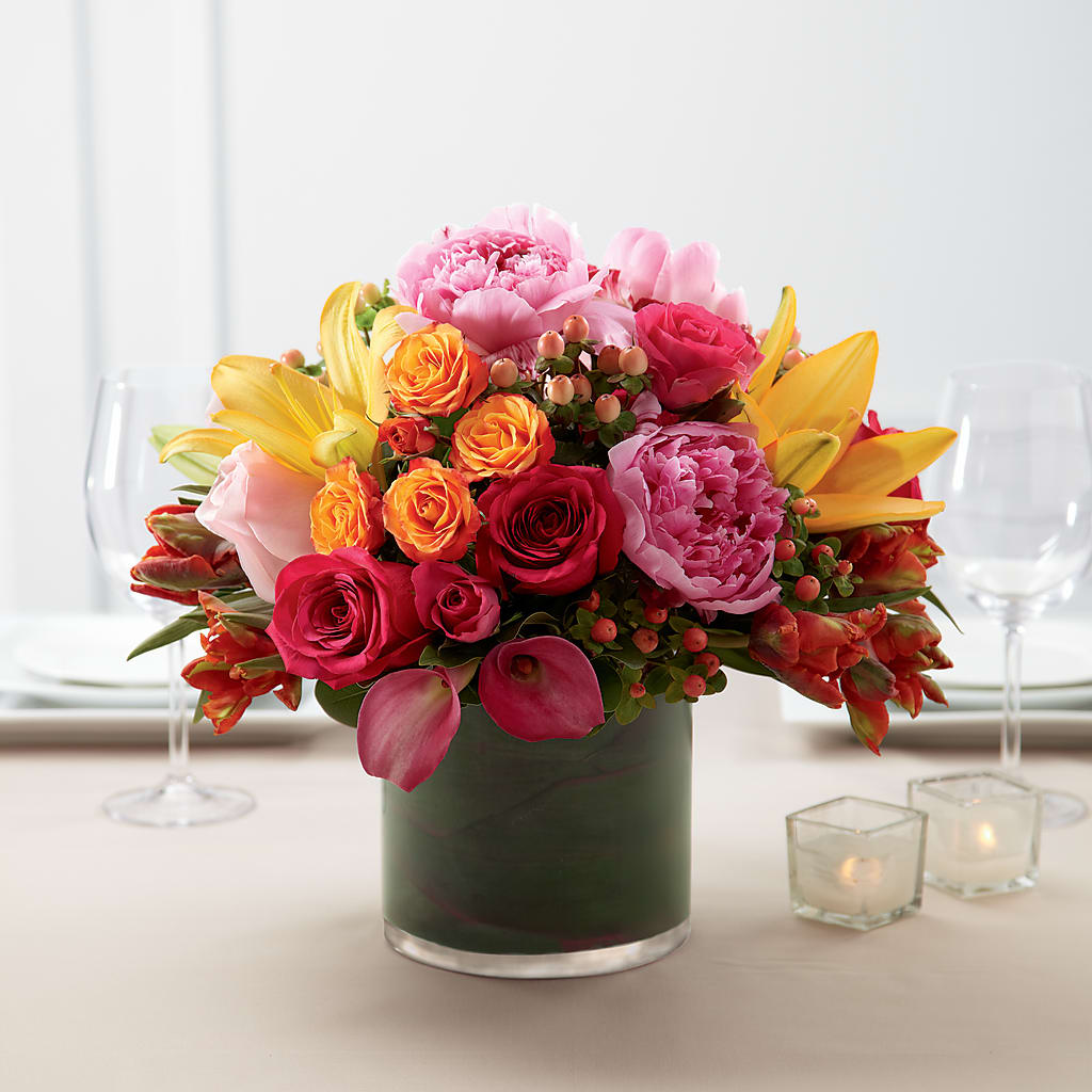Color Mix Arrangement – Showcase Flowers, San Francisco CA