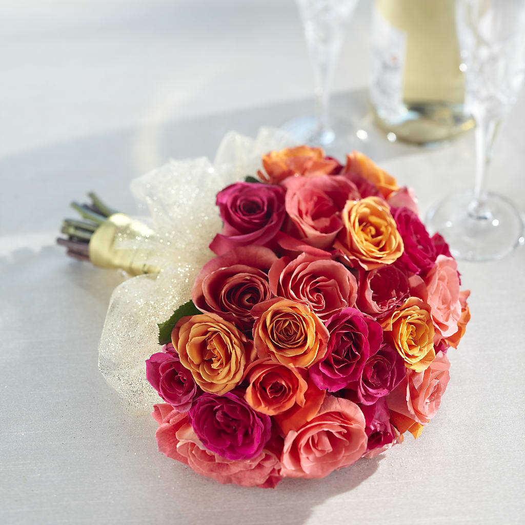 Sweet Roses Bouquet – Showcase Flowers, San Francisco CA