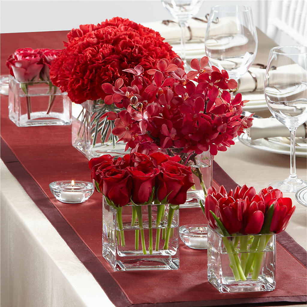 Modern Grace Centerpiece – Showcase Flowers, San Francisco CA