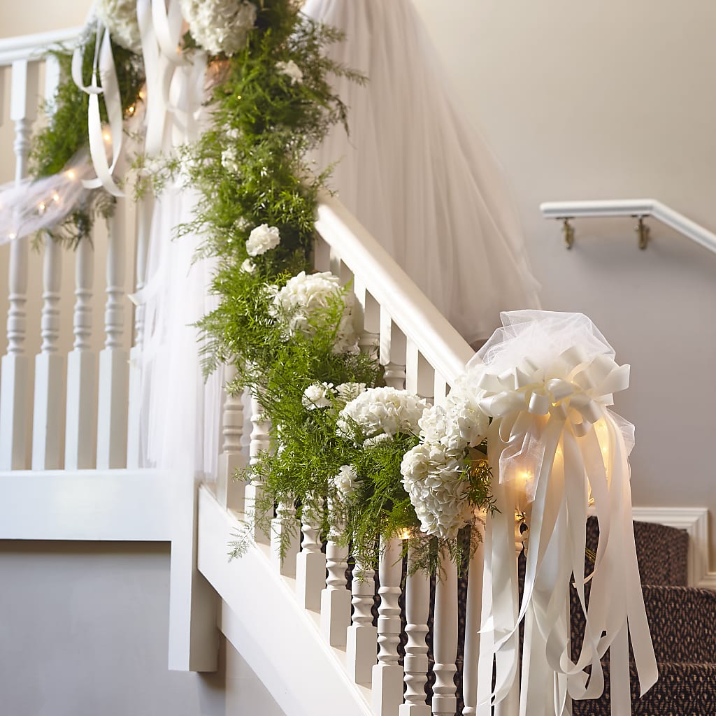 Champagne Dreams Garland – Showcase Flowers, San Francisco CA