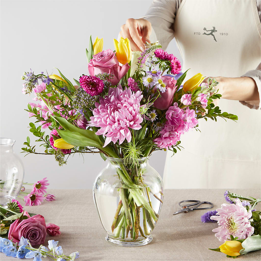 Pastel Tradition - A Florist Original –  Showcase Flowers, San Francisco CA