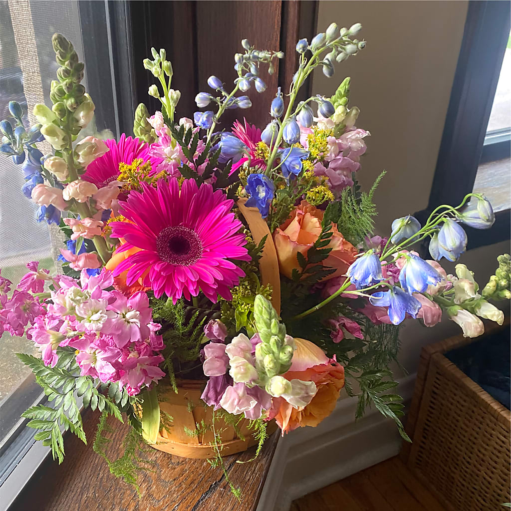Garden of Life Basket –  Showcase Flowers, San Francisco CA