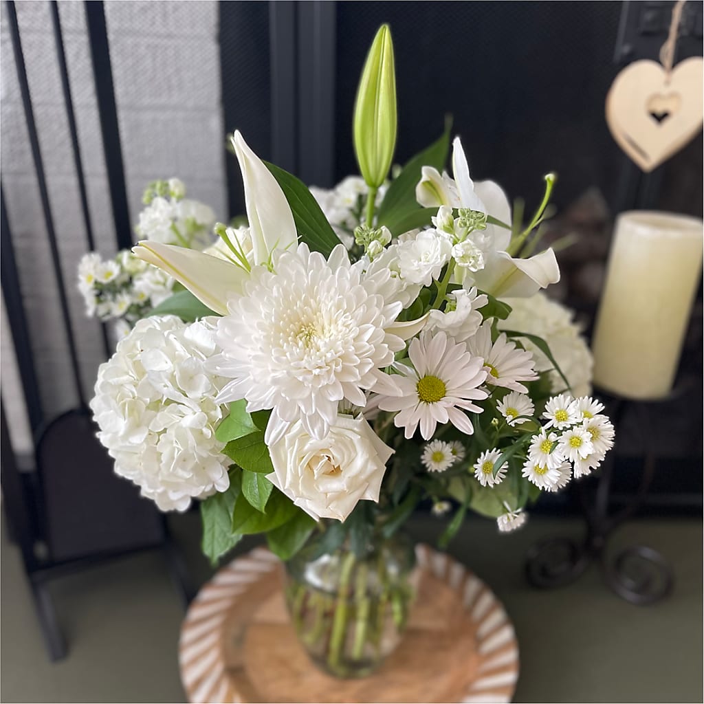 Classic Ivory – A Florist Original –  Showcase Flowers, San Francisco CA