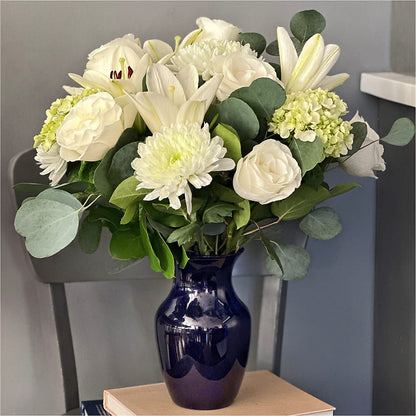 Snowy Dreams Bouquet –  Showcase Flowers, San Francisco CA